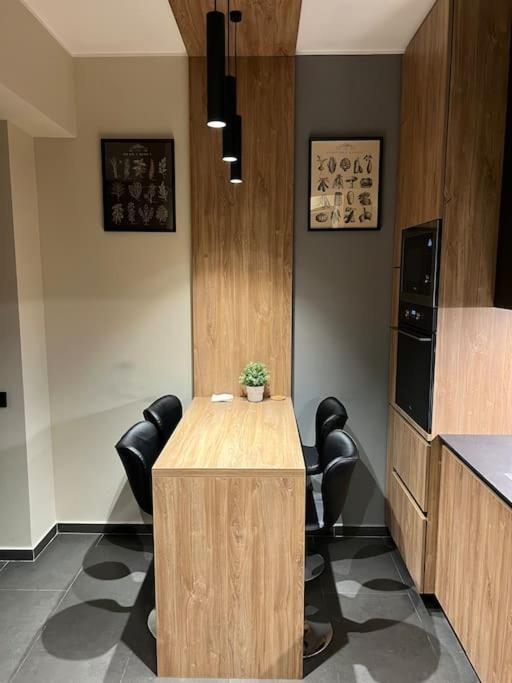 Ath Modern Homes - Luxury Apartment In The City Center Яссы Экстерьер фото
